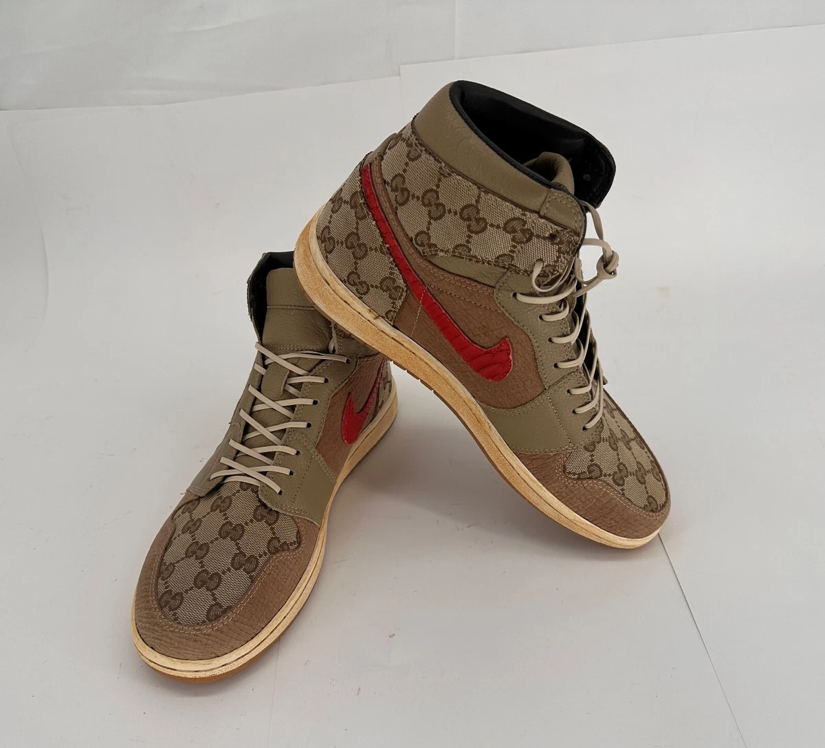 Custom Air Jordan 1 Goes Full Gucci