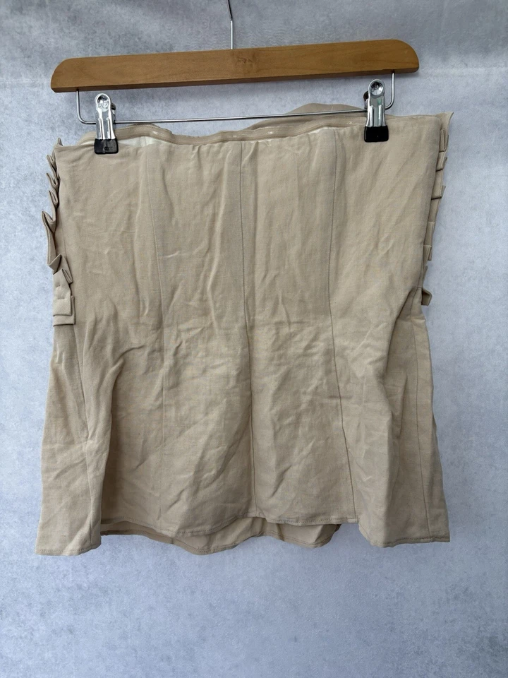 Blusa cropped feminina sem mangas de seda bege com alças tamanho P - Imagem 4 de 4