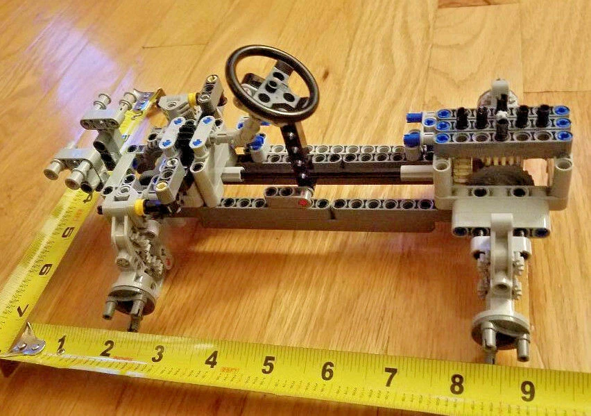 LEGO Technic 4 WD with Steering servo mount and realistic wheel v2 - new  parts