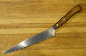 Vintage Offset Serrated Bread Knife Stainless Blade 7" Used USA 