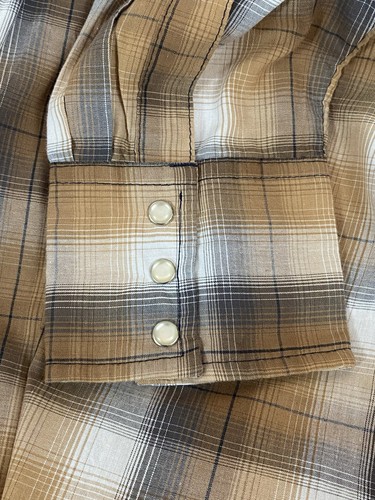 Wrangler Western Shirt Men’s XL Beige Plaid Pearl Snap - Picture 7 of 10