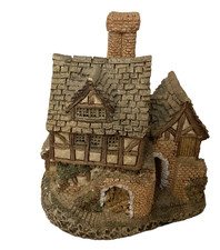 David Winter, Little Market, Hand made and painted, Made in Great Britain