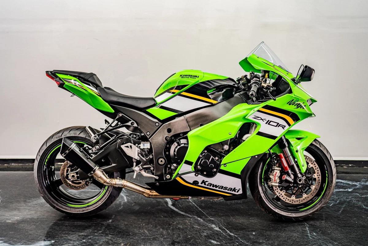 Kawasaki Less than 10,000 miles Motorcycles for Sale by Dealers