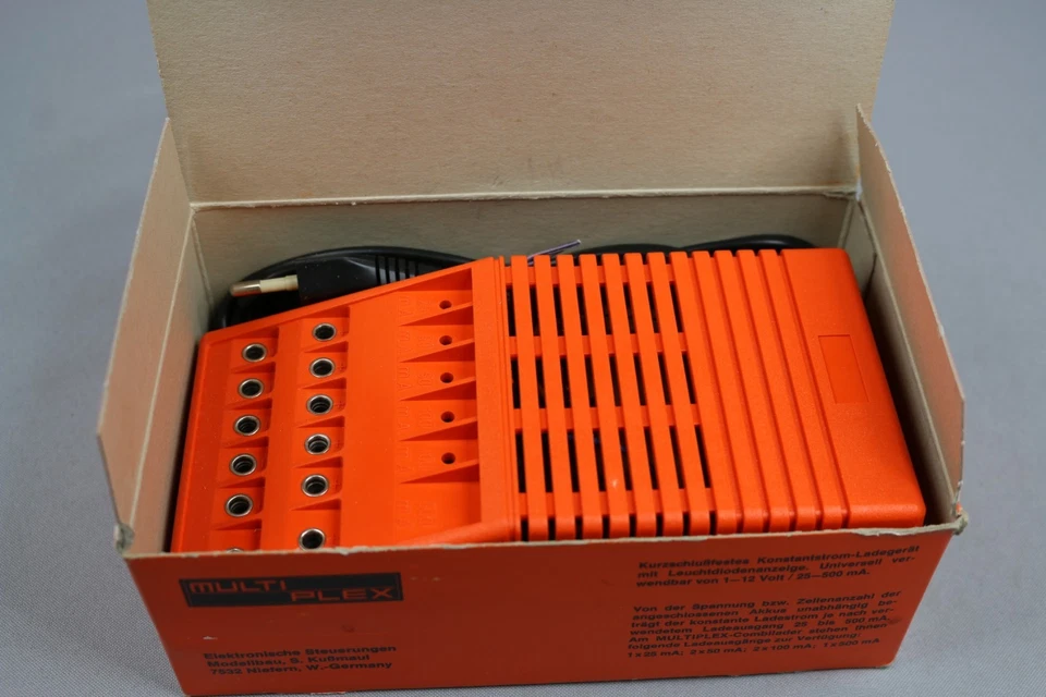 ZF1572 Multiplex Zubehor Vehicule RC Avion Bateau 5530 Combilader Chargeur Led - Photo 3/3