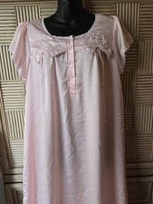 Vintage Barbizon Short Sleeve long Nightgown sz Medium Pink Embroidered