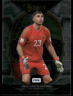 Emiliano Martinez 2022 Panini Select FIFA Aston Villa #2