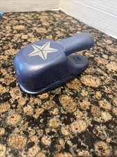 EK Paper Shapers paper punch- star, large 2"
