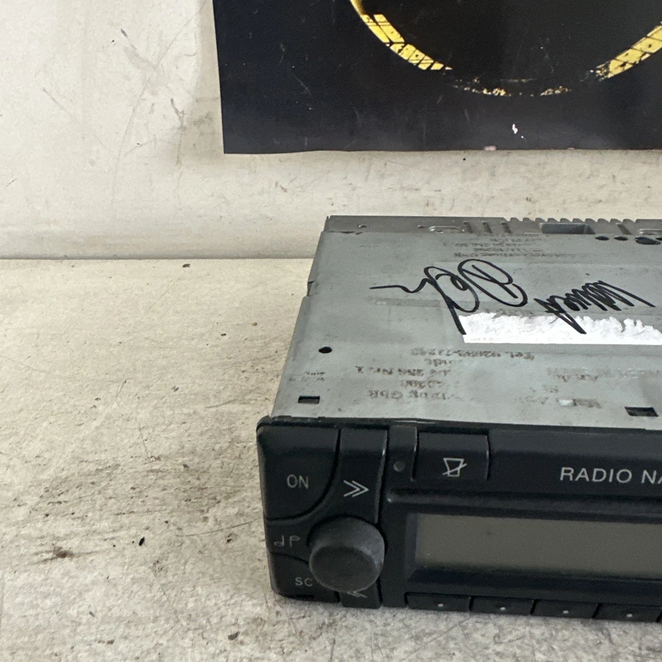 Original Mercedes Becker Navigationssystem Radio Navigation BE6800 82205996 - Bild 2 von 4