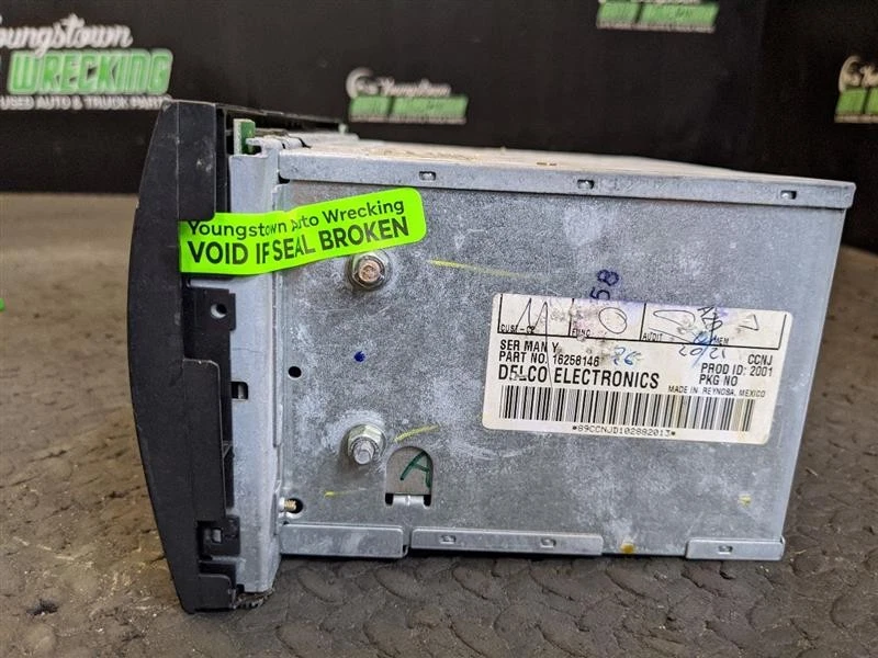 Audio Equipment Radio Opt UM5 Fits 00-01 CATERA 1757244 - Изображение 3 из 4