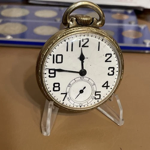 Beautiful Antique Elgin Pocket Watch 17 Jewels Running!
