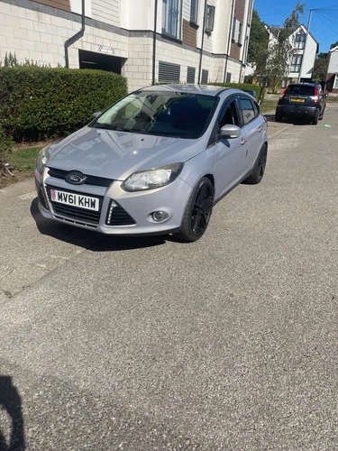Ford Focus 1.6 Sport Petrol 5dr 5sp Manual - Picture 1 of 17