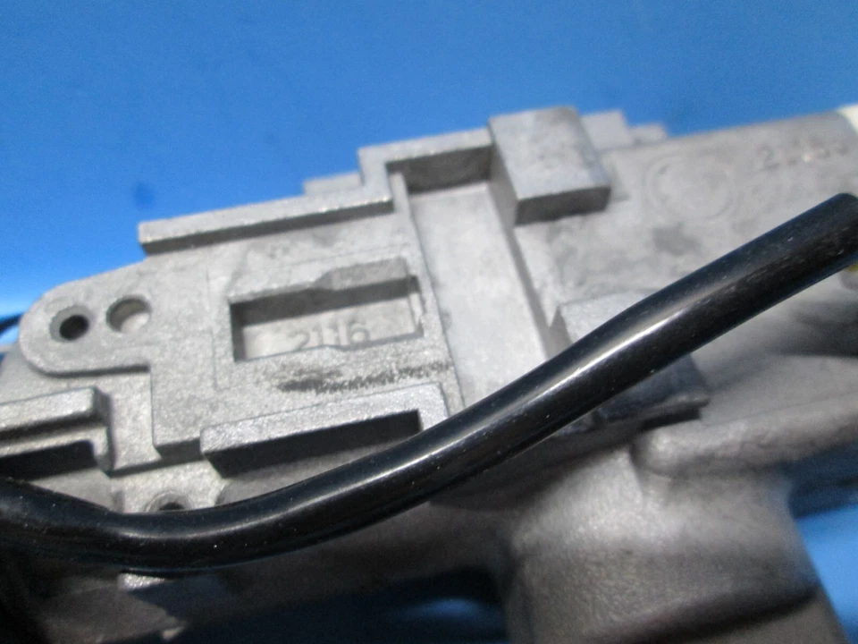 05-15 Nissan Xterra 6 velocidades manual encendido bloqueo cilindro D8700-EA010 2 llaves OEM Foto 4 de 4