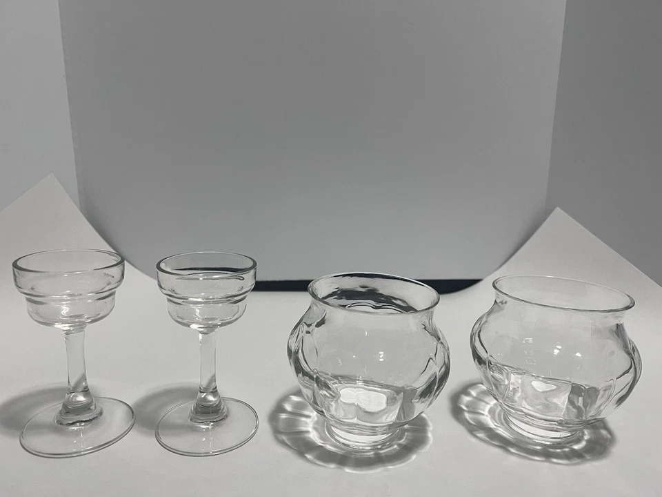 "Juego vintage de 2 candelabros/jarrones de vidrio con paneles para huracanes de 8""" Foto 4 de 4