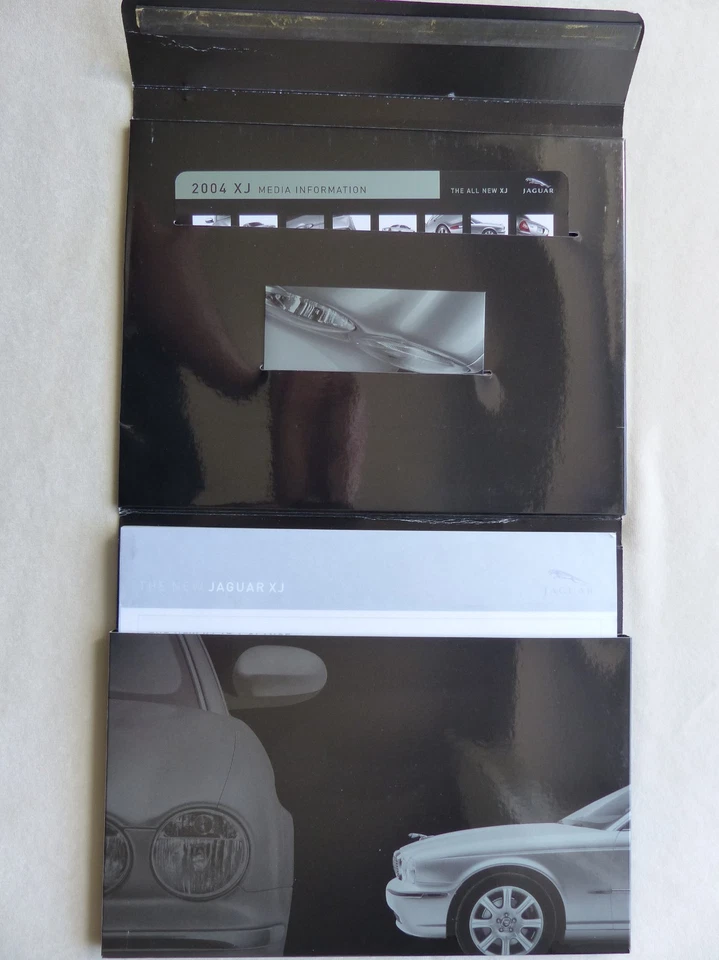 Jaguar New 2004 XJ XJ8 XJR - US-Pressemappe CD-Rom press-kit 01.2003 USA - Bild 2 von 4