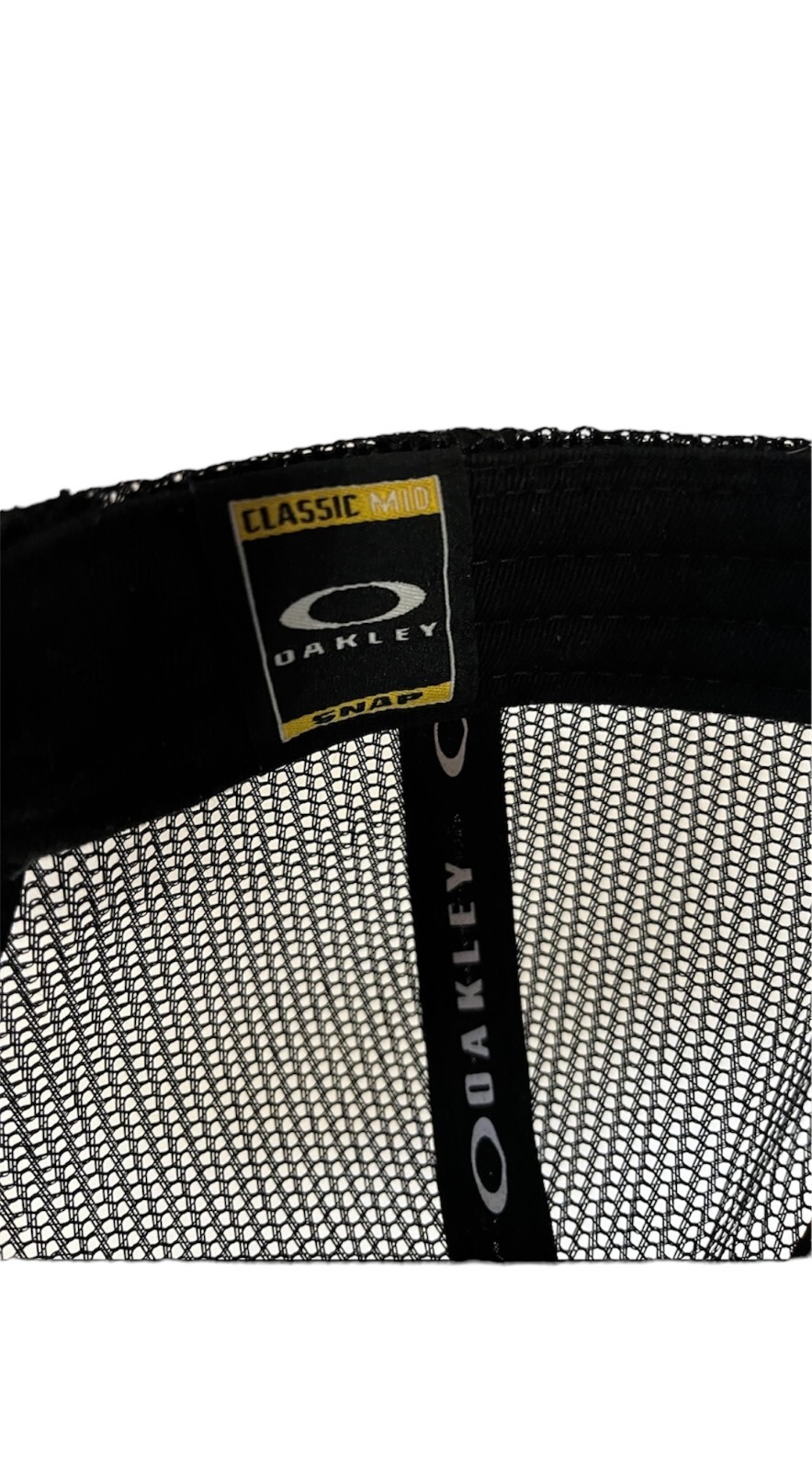 Oakley Trucker Hat - The Chalten Hat - Black - Gently Worn