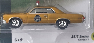 NOS Johnny Lightning Blake Rainy's 65 Pontiac GTO Classic Gold Collectible Gold