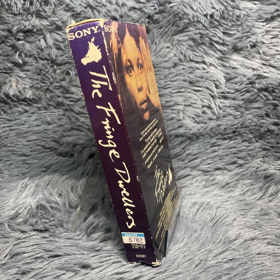 The Fringe Dwellers VHS Tape 1986 Movie Justine Saunders Kristina Nehm Bob Maza - Imagem 3 de 4