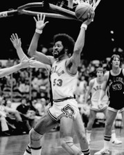 Chicago Bulls ARTIS GILMORE Glossy 8x10 Photo Basketball Print HOF 2011