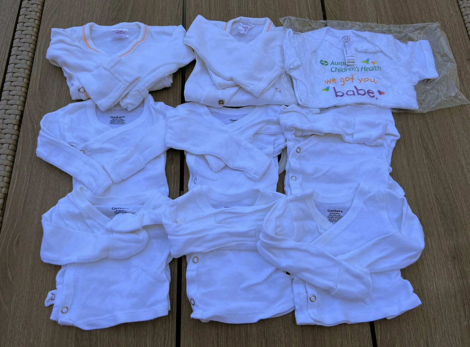 Mixed Lot 20 pcs Baby Girls' Clothes Side-snap Shirt/Sleeper/Mittens/Hat Newborn