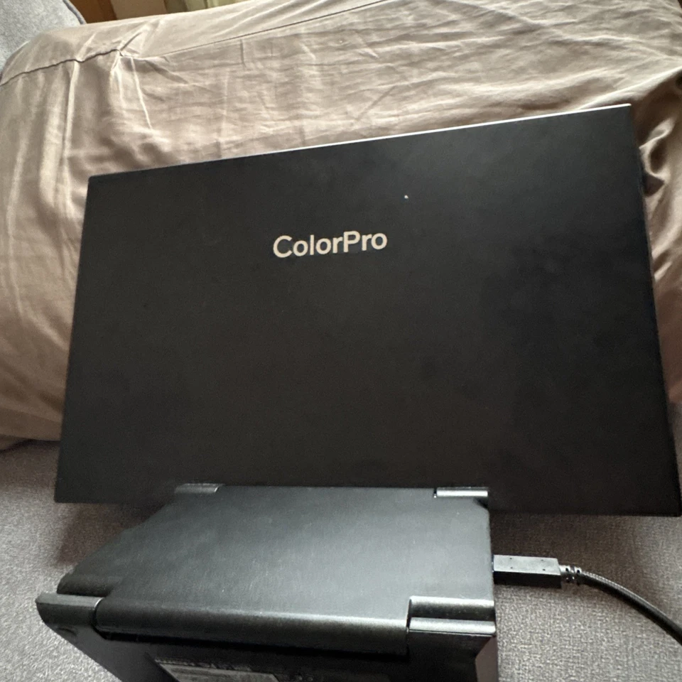 Viewsonic - VP16-OLED - ViewSonic VP16-OLED 15.6 Inch 1080p Portable OLED - Image 3 of 3