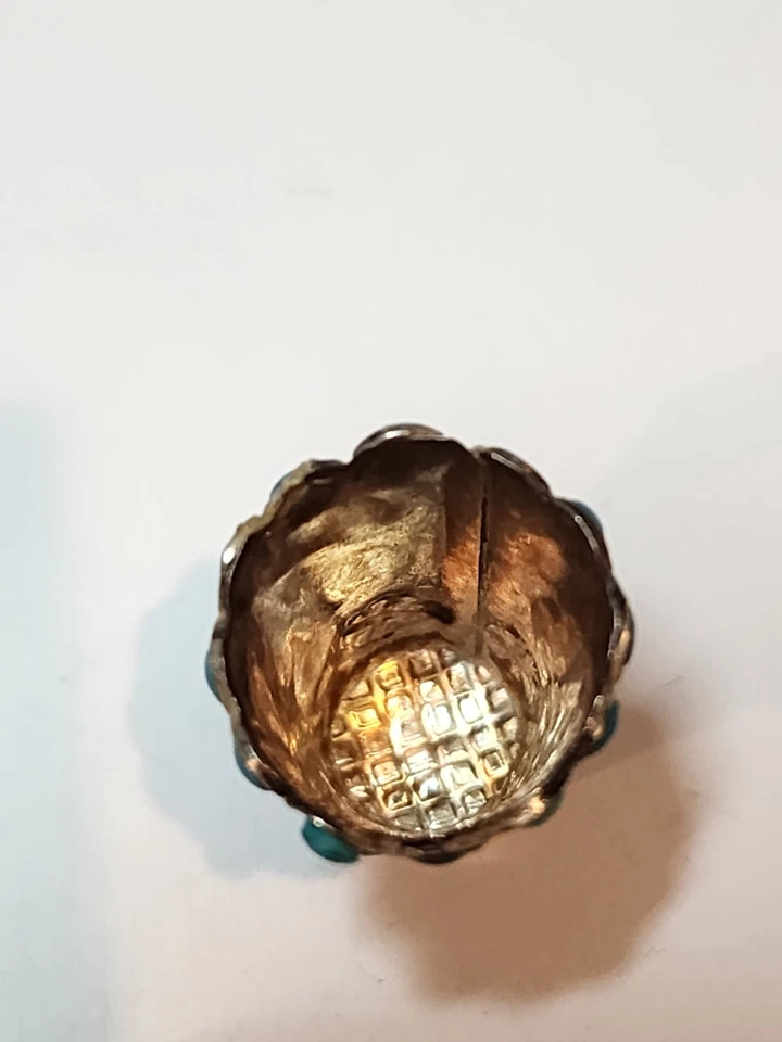 Hecho artista navajo. Antiguo dedal de plata hecho a mano. Foto 3 de 4