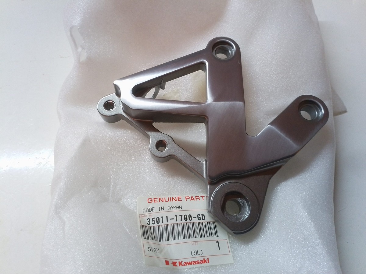 KAWASAKI ZX 9R Right Front Footpeg Support 350111700GD | eBay