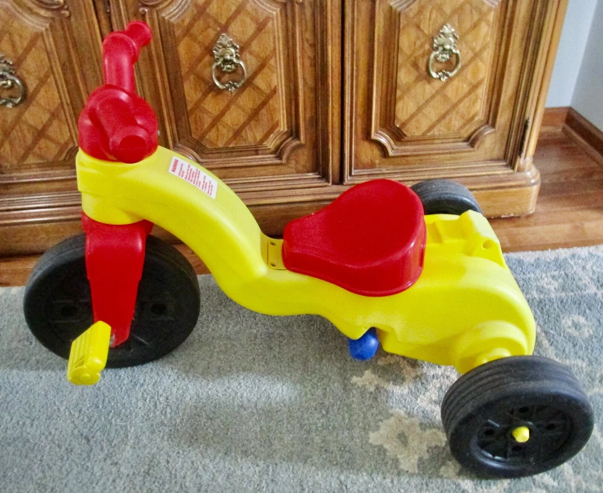 Fisher Price Rock Roll N Ride Kids Tricycle Pick up only IL. U1