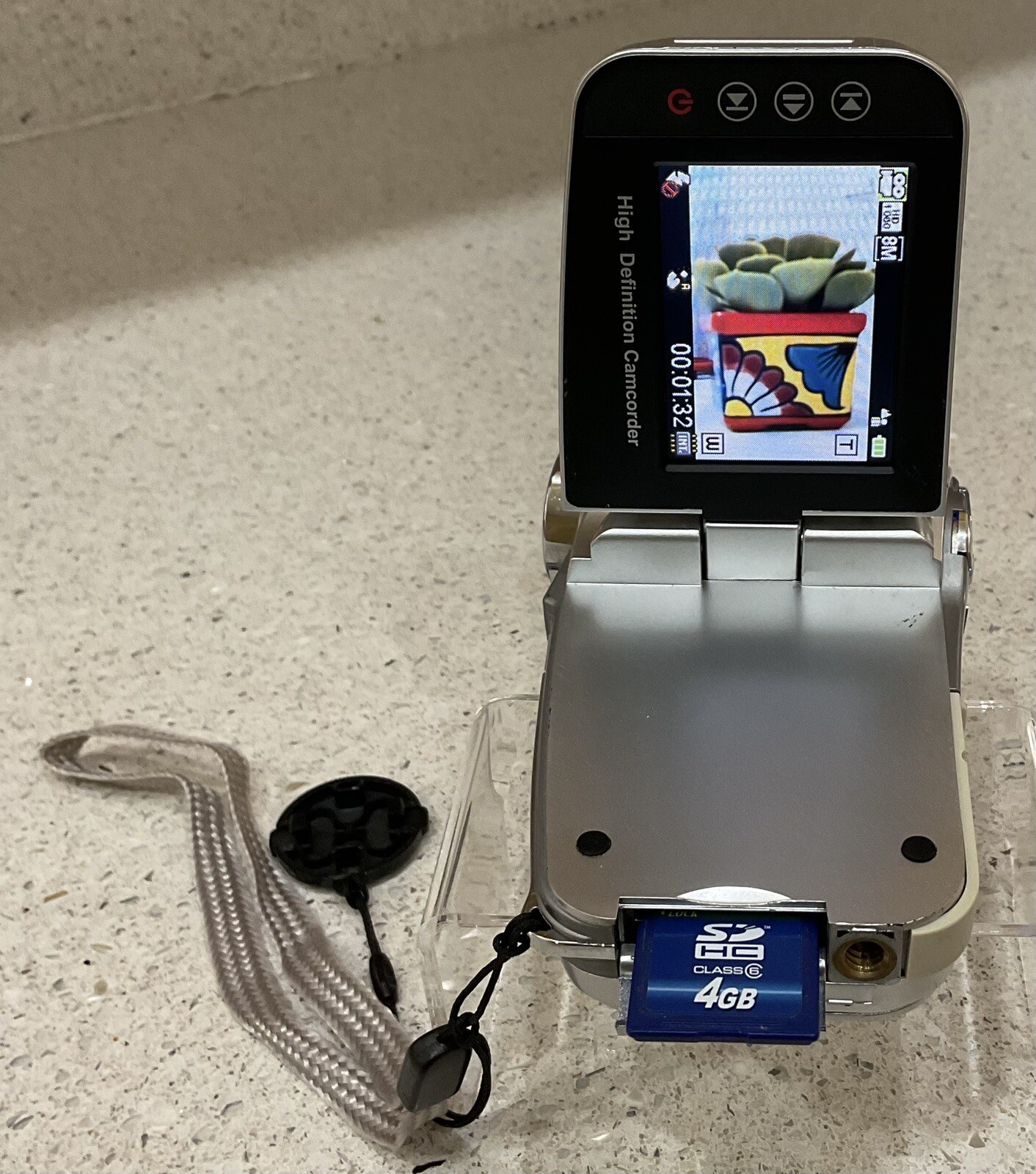 Aiptek Camcorder HD 1080P with CD, 4MB SD Card, Charger, A/V Cable eBay