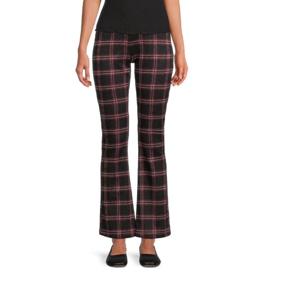 No Boundaries Pull On Knit Flared Stretch Pants Red Black Plaid Women's