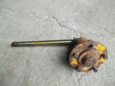 Farmall Cub RC Tractor IH original Left front spindle shaft w/ hub & cap & studs
