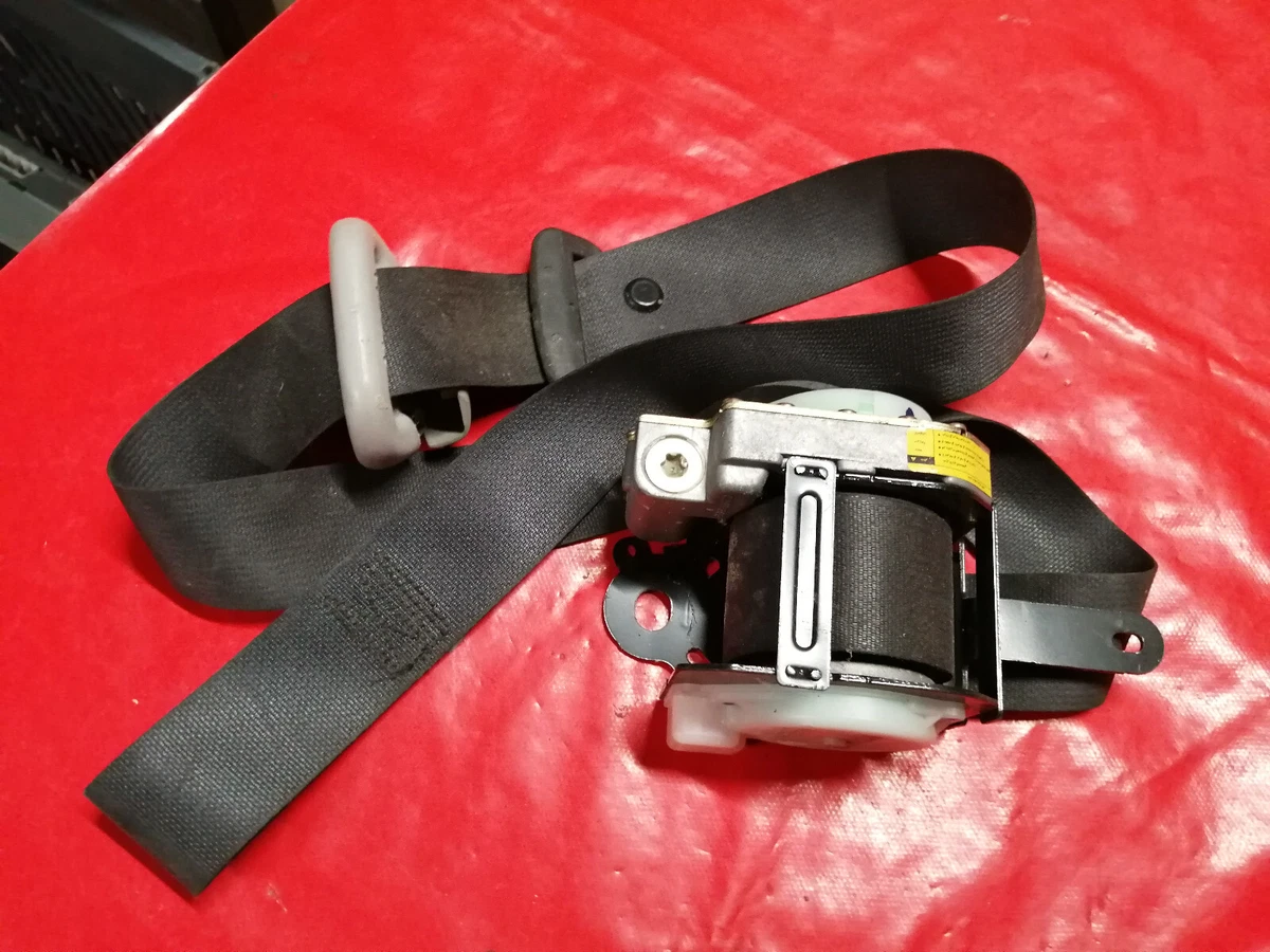 Ceinture de top sécurité toyota yaris