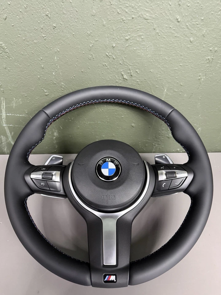 BMW F10 F11 F12 F13 F06 Facelift M-Paket Sportlenkrad Lenkrad Facelift Optik - Bild 2 von 4