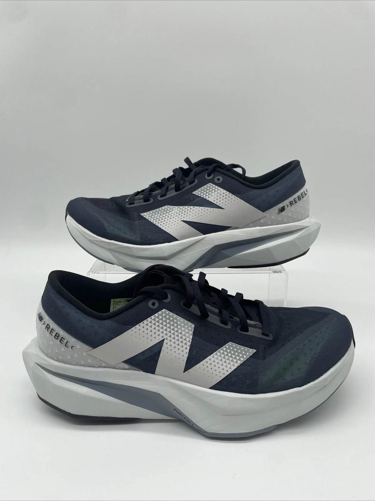 Scarpe da ginnastica New Balance da uomo FuelCell Rebel v4 running sneakers UK 9 EU 43