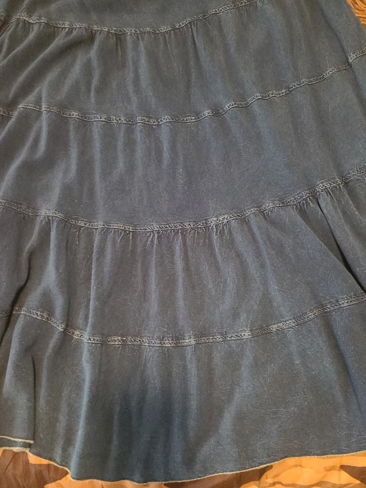 Maxi Falda Denim Pull On Elástica Talla Mediana Studio West Foto 3 de 4