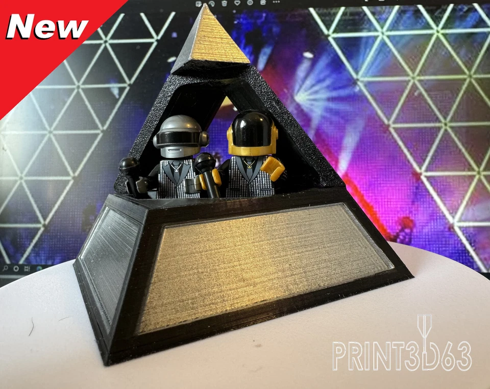 Pyramide Daft Punk custom LEGO Coachella live 2006 (disponible) - Bild 2 von 4