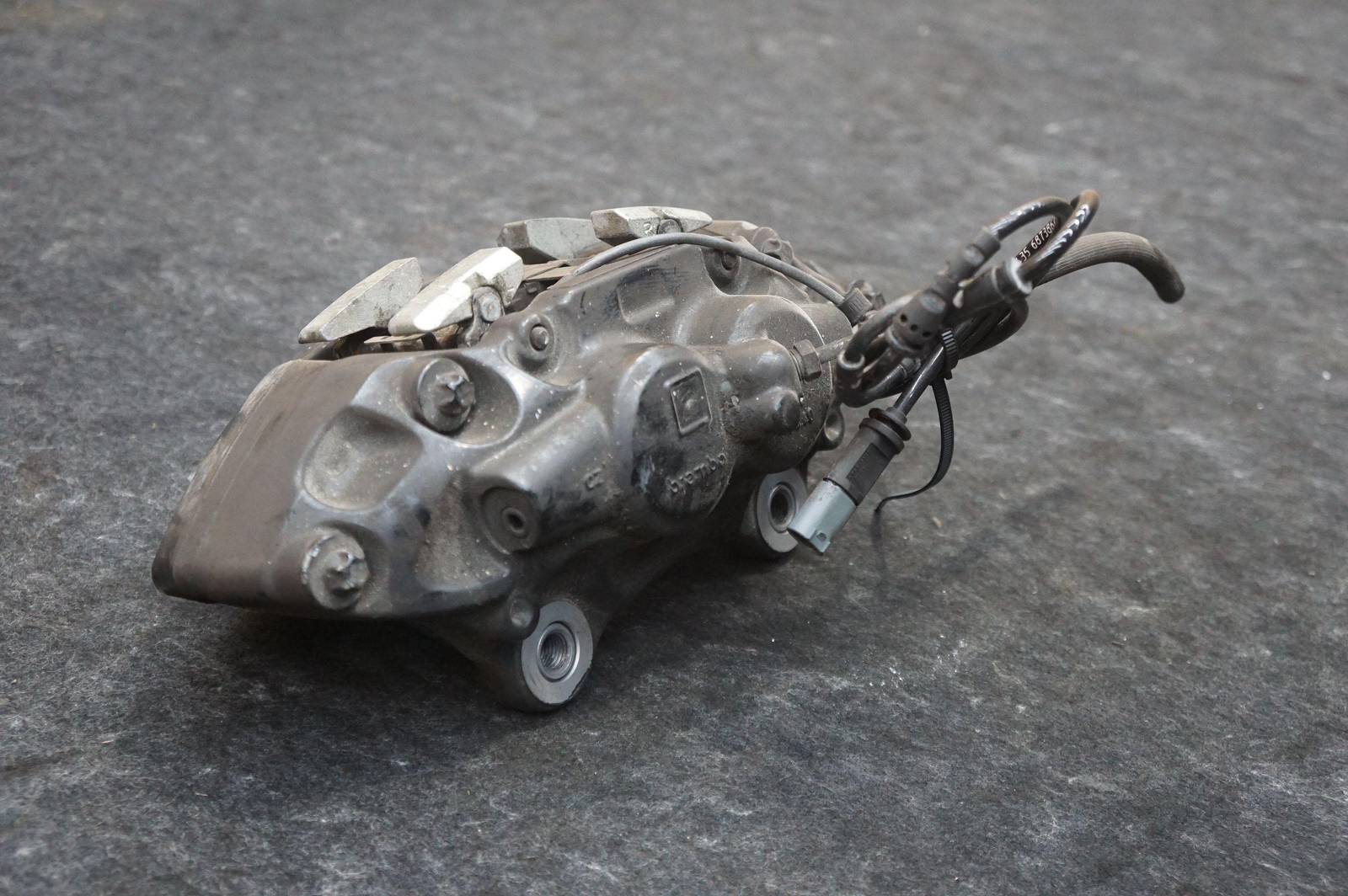 Front Left Driver Brake Caliper Unpainted 34116868231 OEM BMW i8 2014-19