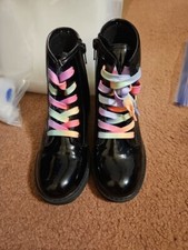 The Children's Place Girl's Size 2 Patent Faux Leather Lace Up Zip Up Boots