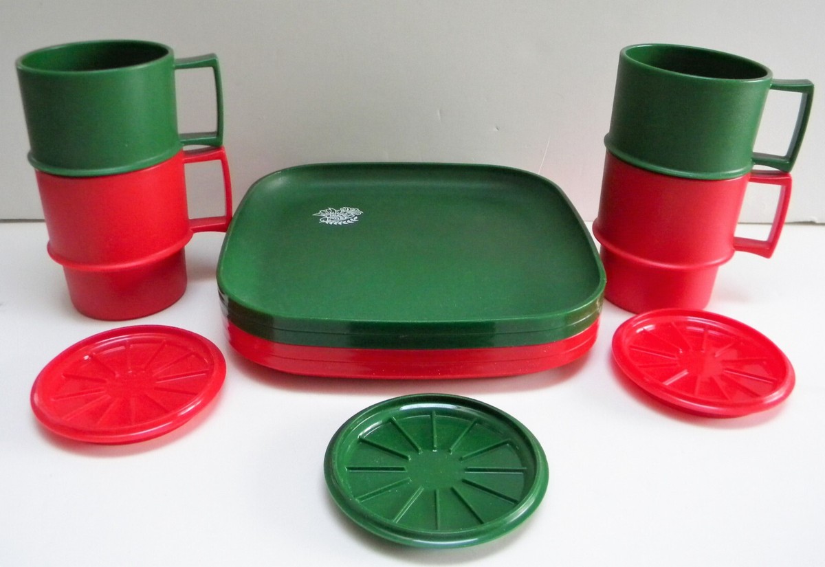 Tupperware Red Green Holiday Christmas Plates, Mugs