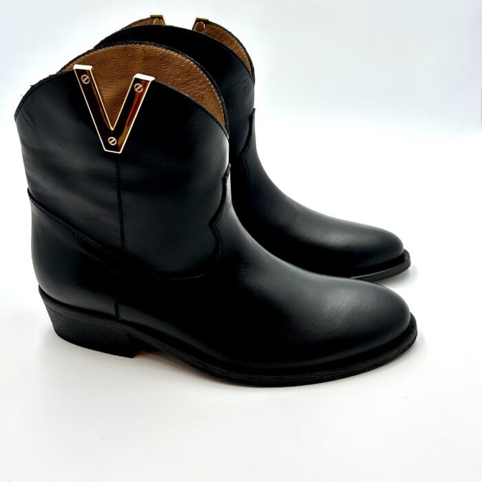 Botines Camperos Via Roma 15 de Piel en Negro Talón 4 CM Art 3946