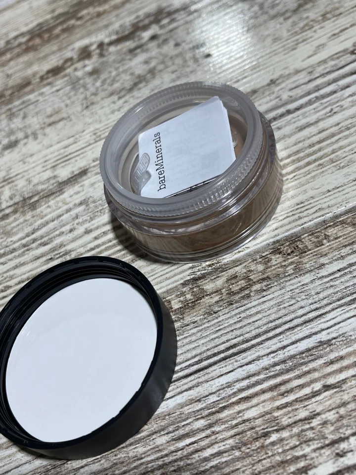 bareMinerals Original Foundation 21 Neutral Tan  0.28oz/8g Broad Spectrum SPF15 - Image 3 of 3