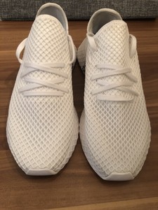 adidas deerupt runner triple white