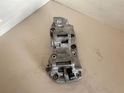 BMW 5 F10 F11 2013 Halterung Lichtmaschine 1116850686306 Diesel 160kW GRI26835