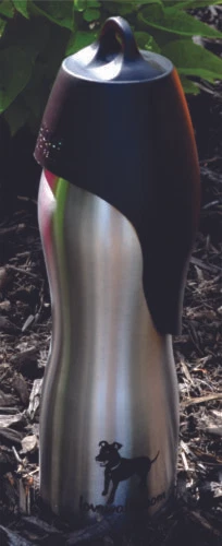 Ciotole e mangiatoie neri in acciaio inox per cani