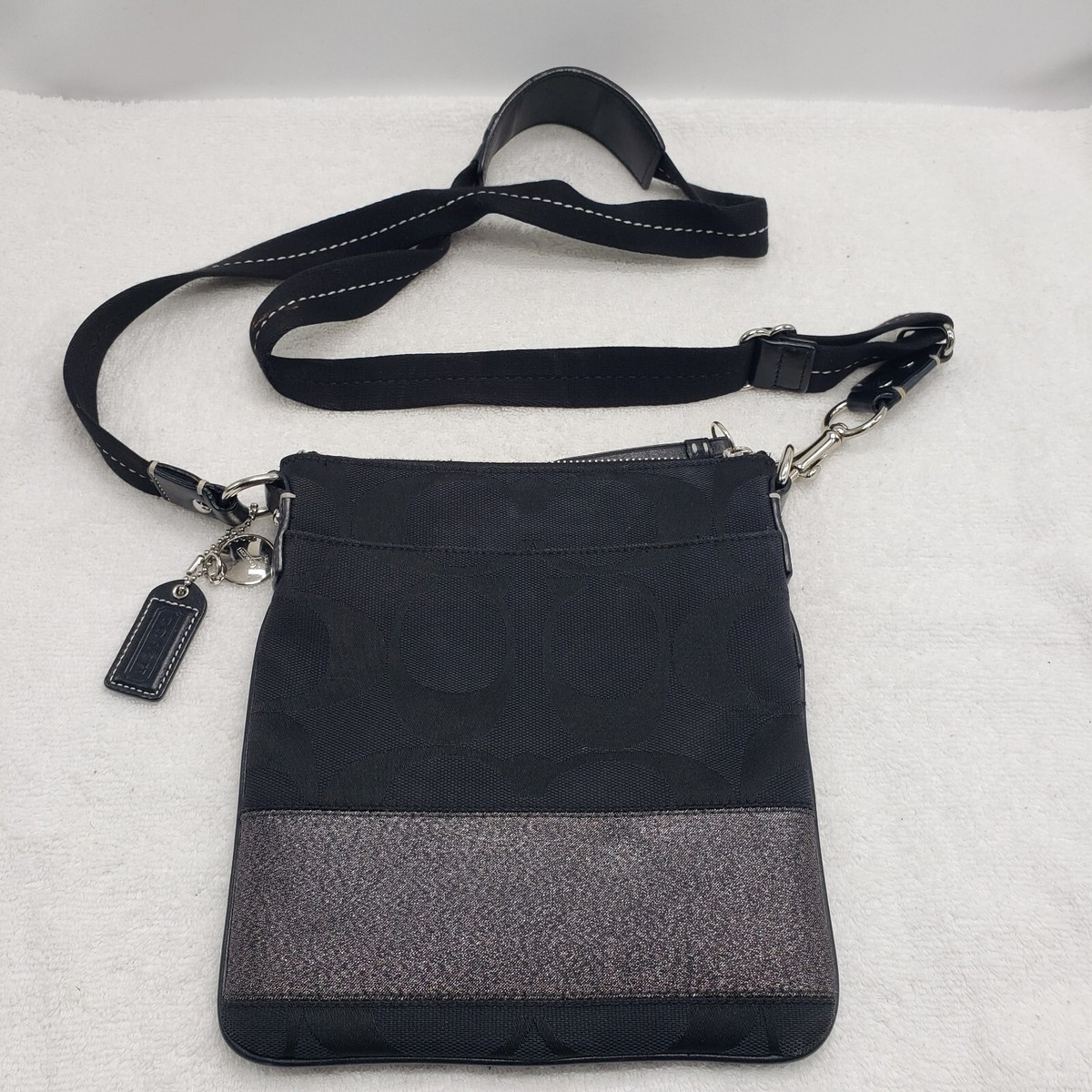 COACH G0767-40758 Signature Top Zip Crossbody Swingpack Bag Purse