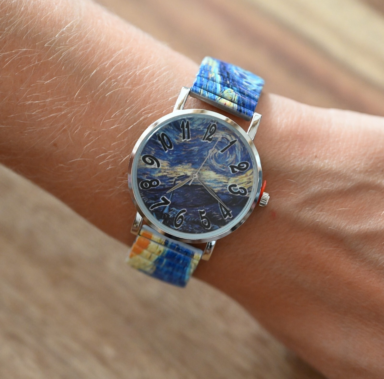 Montre Ernest inspi Picasso, l'accessoire mode idéal pour vos soirées