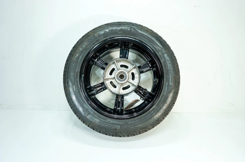 Llanta trasera Can-Am Spyder Roadster RT 19 OEM MC225/50R15 76H Foto 2 de 4