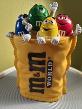 M&M World 7.5 x5.5  Plastic Rubber Bank Red, ...