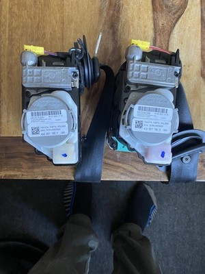 Audi 4g C7 Sicherheitsgurte Links Rechts