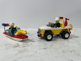 Retired City LEGO sets Fire Boat 4992 & 4x4 Fire Truck 20002