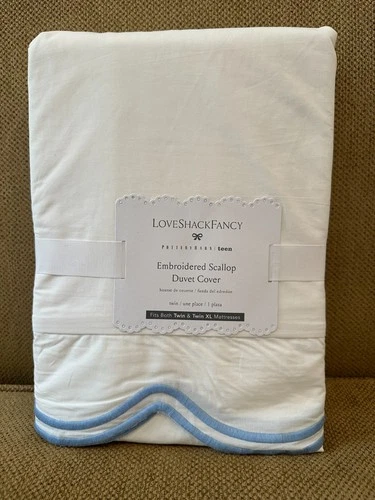 Pottery Barn LoveShackFancy Embroidered Scallop Duvet Cover - Thumbnail 5
